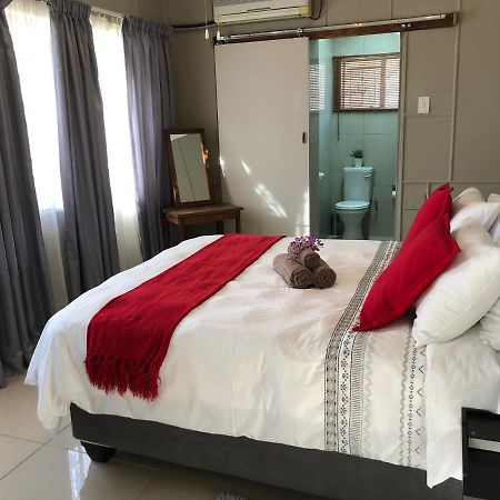 The Lavender Guesthouse Kroonstad Extérieur photo