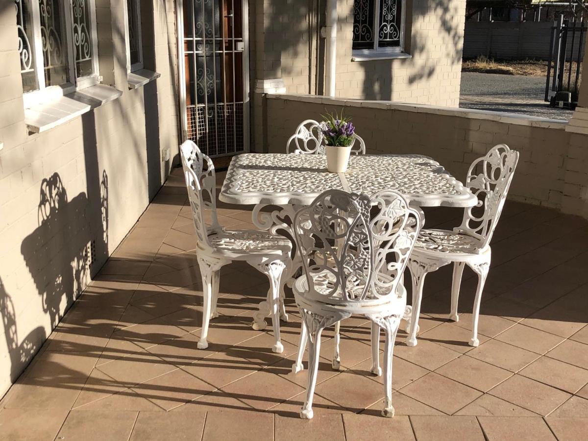 The Lavender Guesthouse Kroonstad Extérieur photo