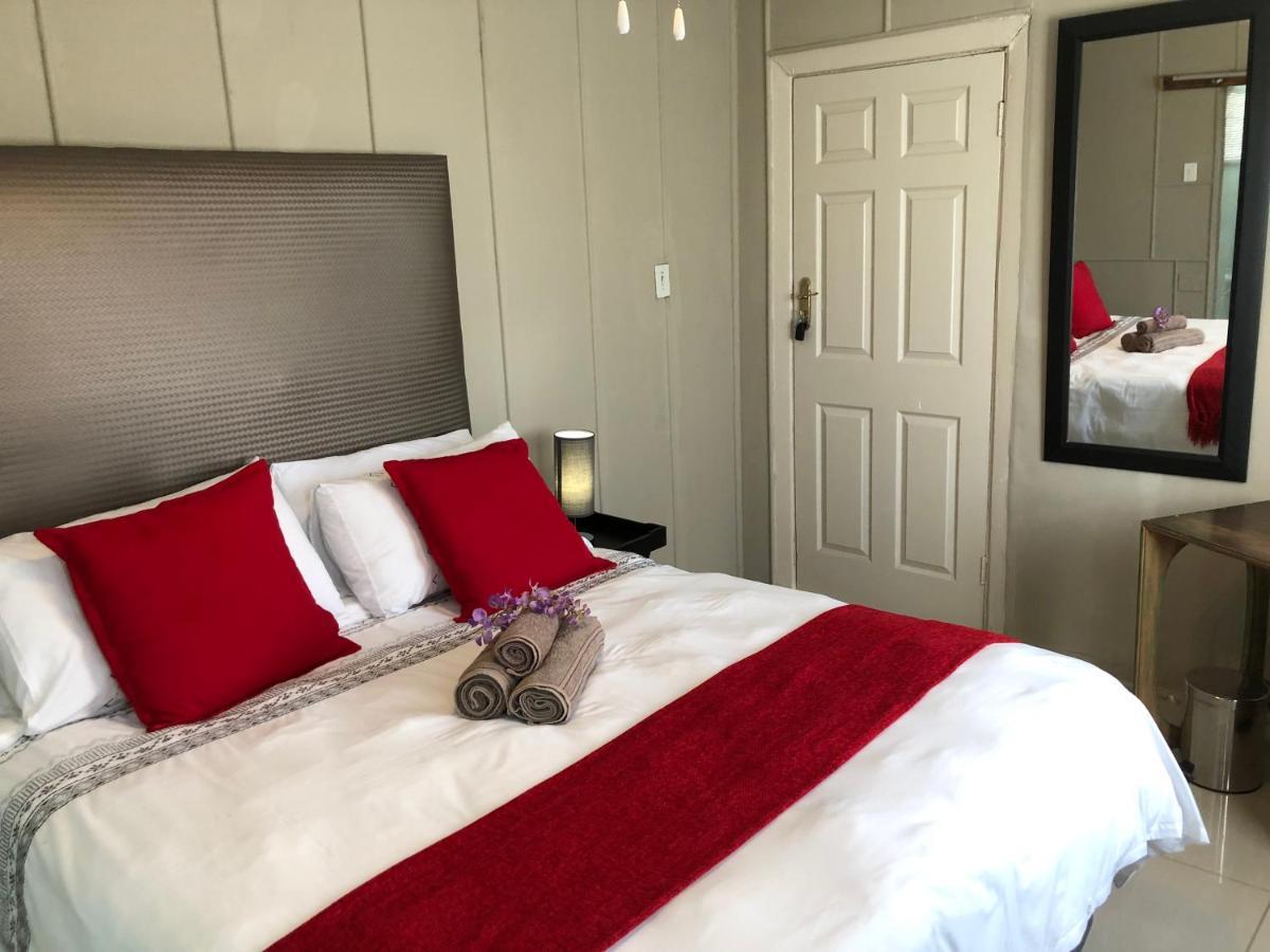 The Lavender Guesthouse Kroonstad Extérieur photo