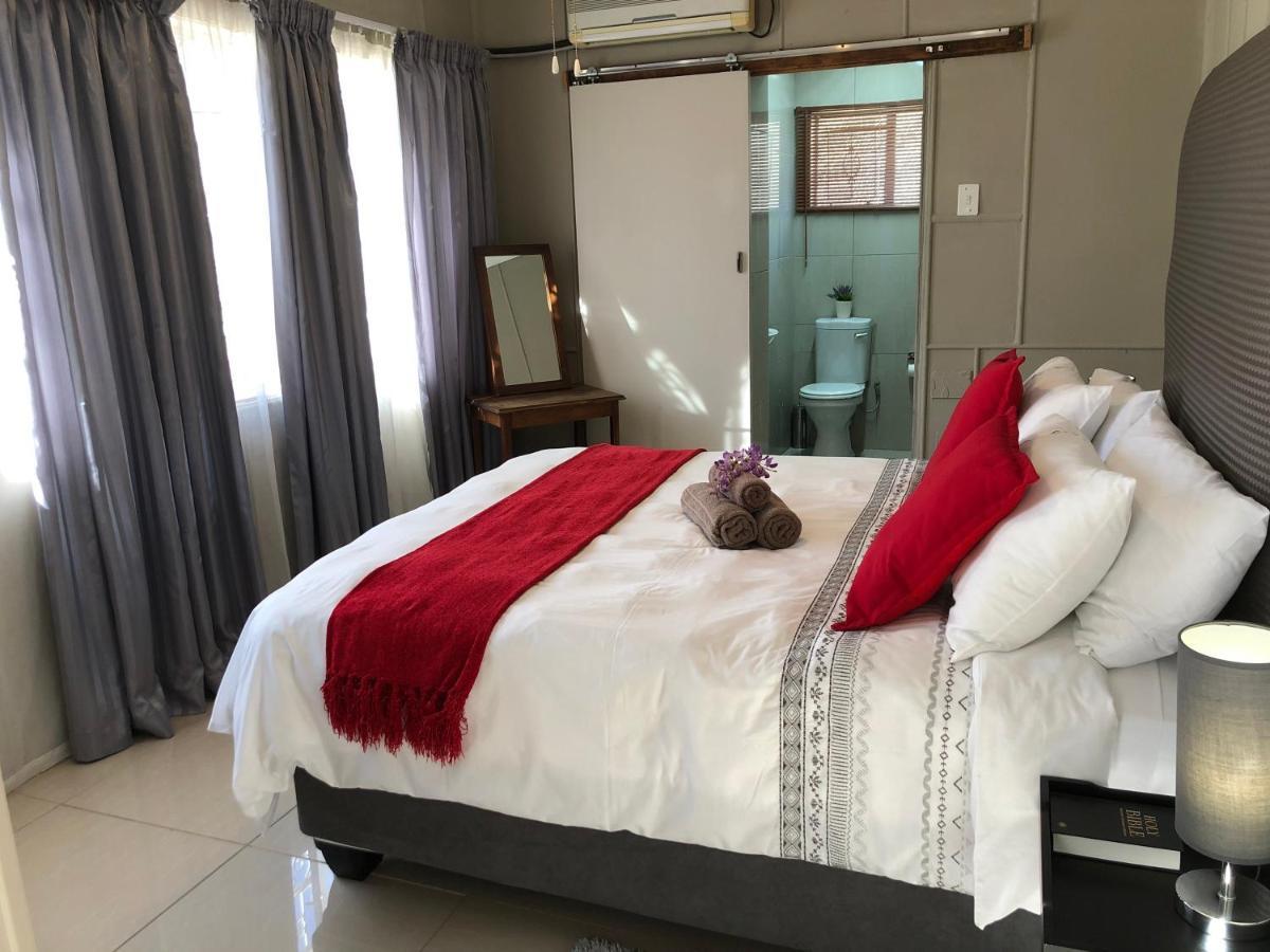 The Lavender Guesthouse Kroonstad Extérieur photo