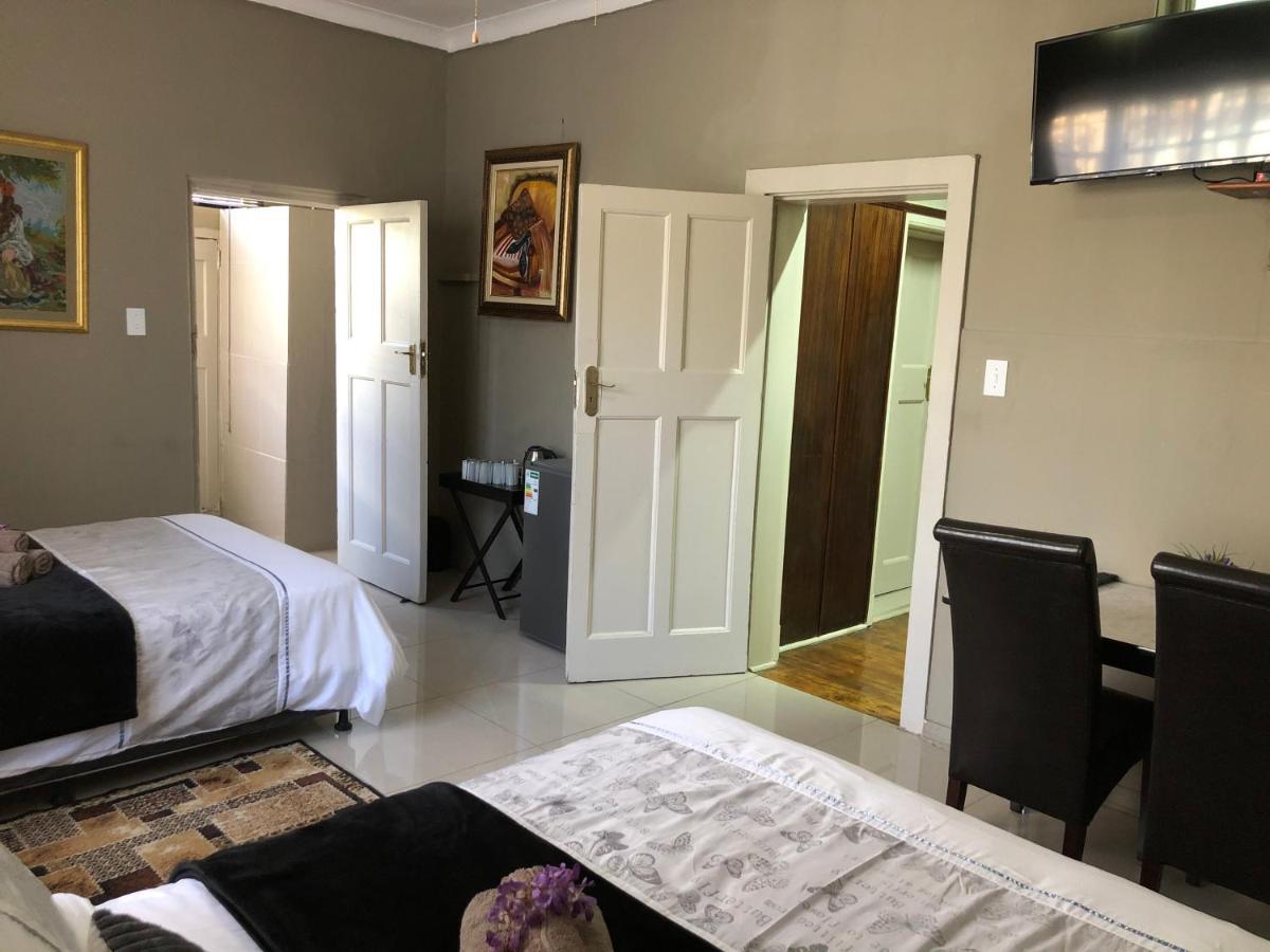 The Lavender Guesthouse Kroonstad Extérieur photo