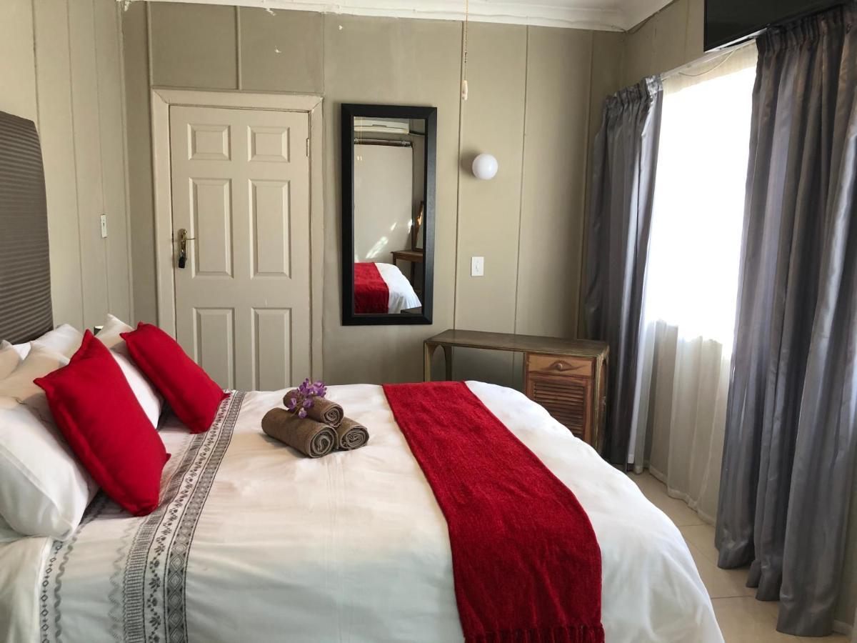 The Lavender Guesthouse Kroonstad Extérieur photo