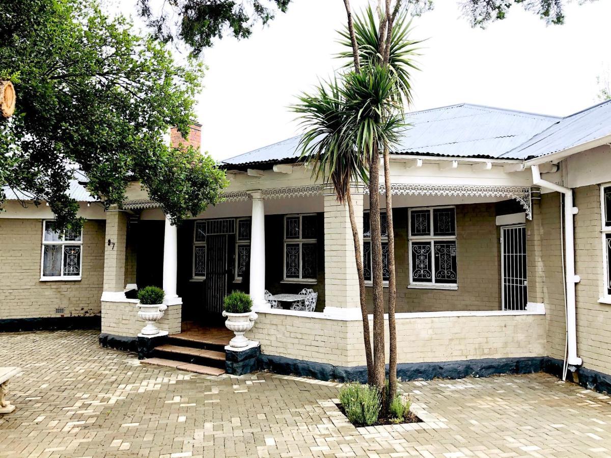 The Lavender Guesthouse Kroonstad Extérieur photo